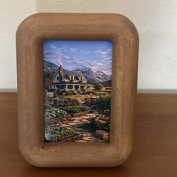 PORTA RETRATO EM MADEIRA E VIDRO FOTO 10X15 MOLDURA 21X16X3CM