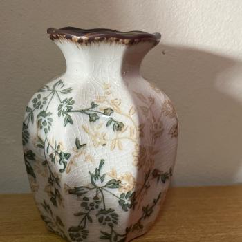 VASO DE PORCELANA 11x7.5 x5 CM