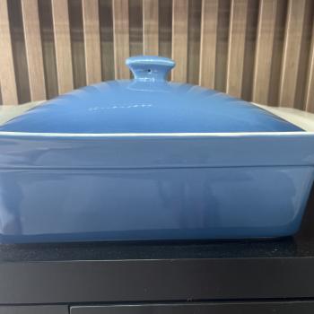 CAÇAROLA RETANGULAR RM CERAMICA AZUL
