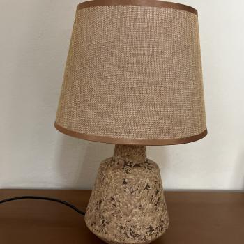 ABAJUR DE MESA BEGE