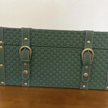 BAÚ MADEIRA COURO SINTETICO  VERDE 36X18,5X22CM