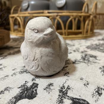 PASSARO DECORATIVO EM CIMENTO CINZA RUSTICO