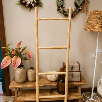 ESCADA EM MADEIRA PARA DECORAR