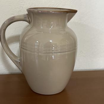 JARRA EM CERAMICA BEGE 1L 20X16X22CM