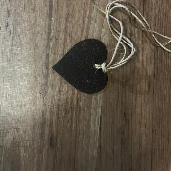 PINGENTE CORAÇAO DE FERRO 6 CM