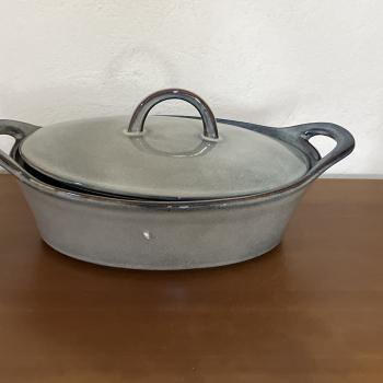 CAÇAROLA  OVAL EM CERAMICA AREIA 32X19X11CM