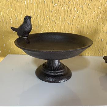 COMEDOURO COM PÉ UM PÁSSARO  17X8