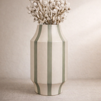 VASO EM CERAMICA LISTRAS VERDE