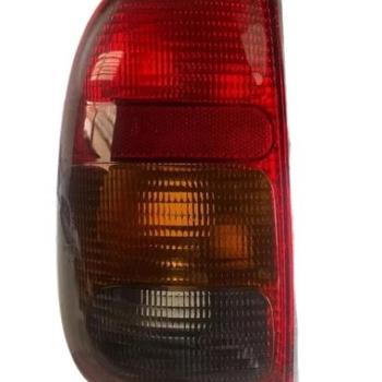 LANTERNA TRASEIRA SAVEIRO 98/02 G2 E G3 LD FUME