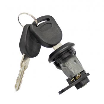 CILINDRO PORTA MALAS FIESTA HATCH AMAZON-APOS 02 COMPOSICAO: METAL / PLASTICO