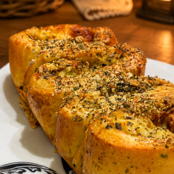 ASSADO - Pão Brioche com Tomate e Requeijão 500g (1 un)