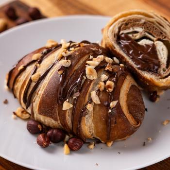 Croissant de Creme de Avelã - Para Assar  (5 un)