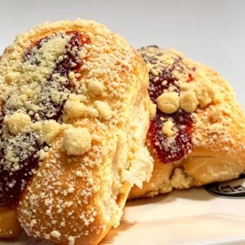 ASSADO - Pão Ferradura com Goiabada e Farofa (6 un)