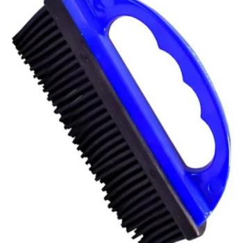 ESCOVA EM SILICONE PARA REMOÇÃO DE PELOS
