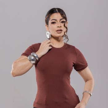 BLUSA EM POLIAMIDA Tam M 210