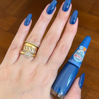 ESMALTE IMPALA MARATONANDO COM NETFLIX PULAR ABERTURA