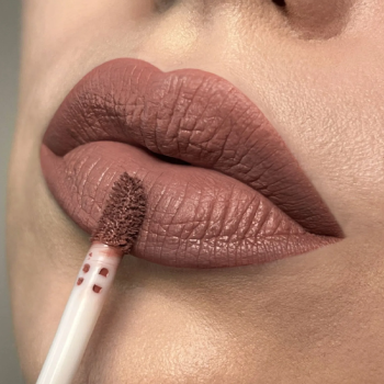 BATOM TREZZ LÍQUIDO MATTE ROMÂNTICA