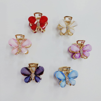 PIRANHA DE FERRO BORBOLETA P COM PEDRARIA