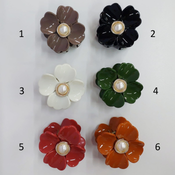 PIRANHA ACRÍLICO GRANDE FLOR COM PÉROLA