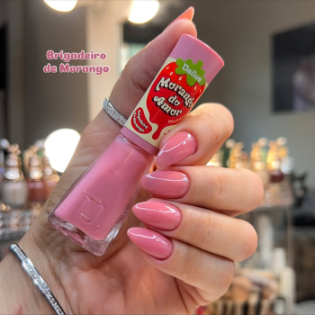 ESMALTE DAILUS MORANGO DO AMOR BRIGADEIRO DE MORANGO