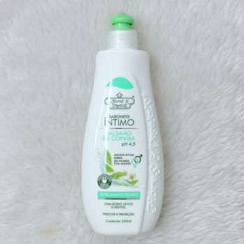 SABONETE ÍNTIMO FLORES E VEGETAIS  BÁLSAMO DE COPAÍBA 250ML