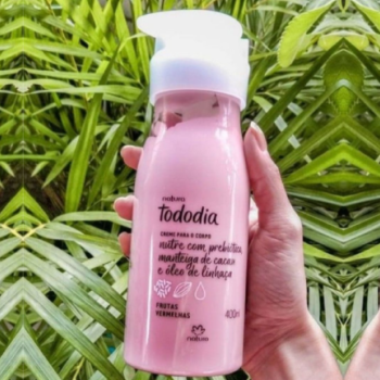 HIDRATANTE CORPORAL NATURA TODODIA FRUTAS VERMELHAS 400ML