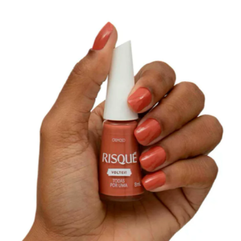 ESMALTE RISQUÉ VOLTEI TODAS POR UMA