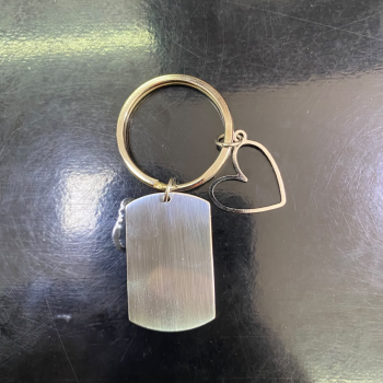 Chaveiro retângulo + coração vazado