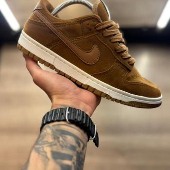NIKE DUNK LOW PRO CARAMELO