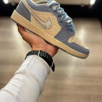 JORDAN F-20 CELESTE/OFF