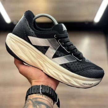 NEW BALANCE FUELCELL PRETO/BCO