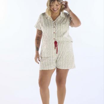 PIJAMA MEIA MANGA ABERTURA FRONTAL COM SHORTS EM MALHA ROTATIVA FEMININO  090256