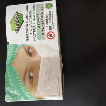 .MASCARA TRIPLA CORDAO BRANCA PROTDESC CX 50 UN FD/15